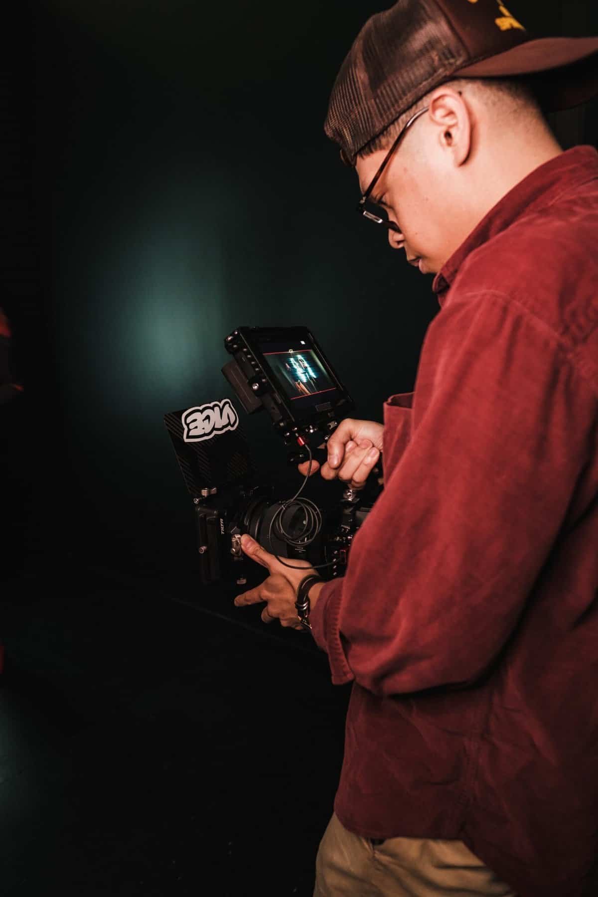 Google News: Stay Current with Breaking News